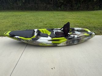 FeelFree Moken 10 Fishing Kayak