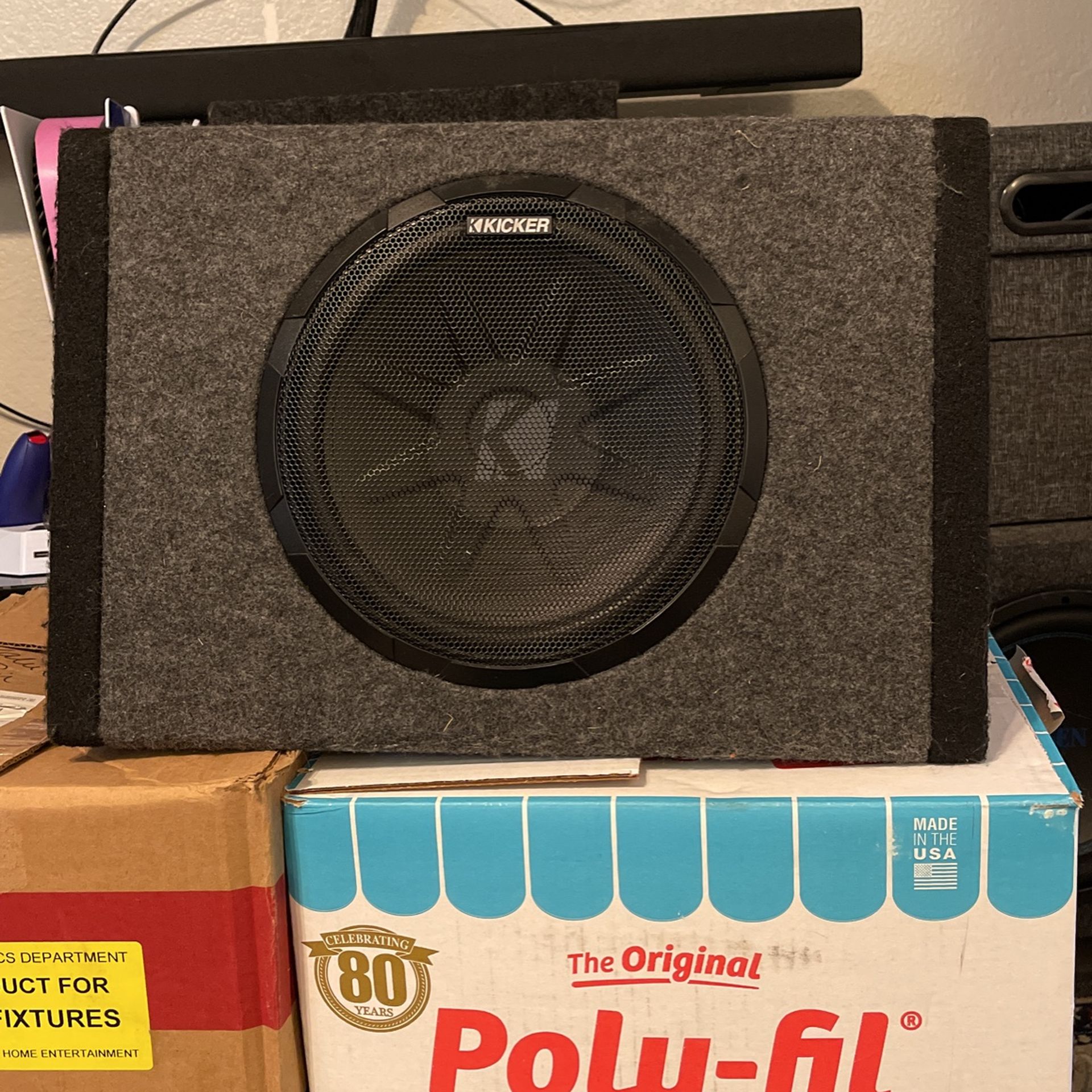 10in Kicker Subwoofer With Built In Amp for Sale in Fort Worth, TX OfferUp
