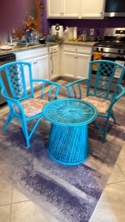 2 chairs bistro table