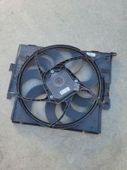 BMW Electric Radiator Cooling Fan Assembly