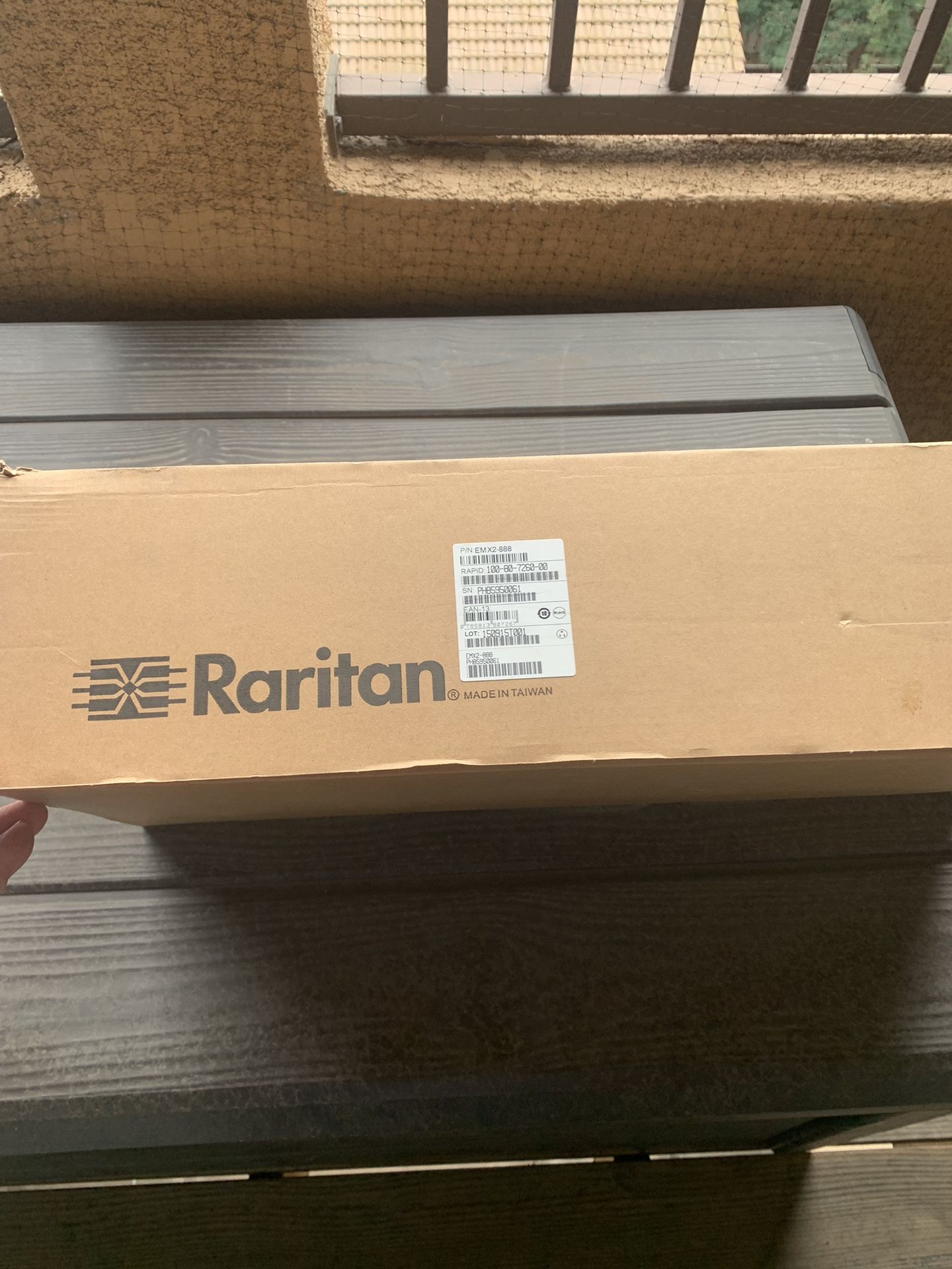 Raritan EMX2 888
