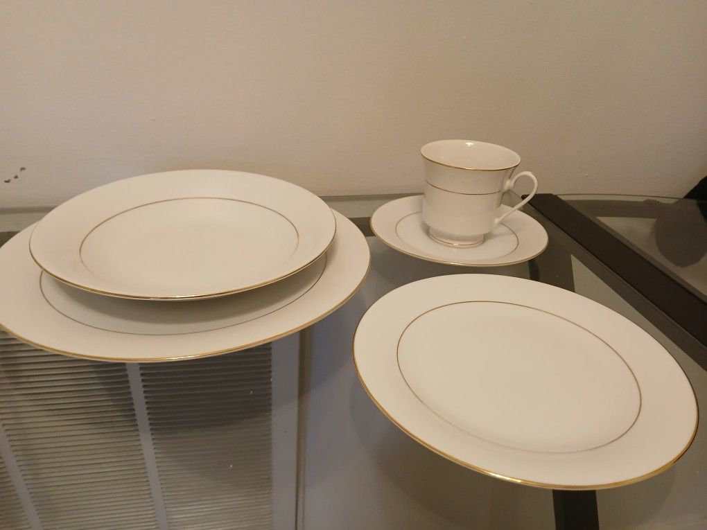 Dinnerware