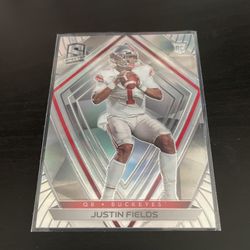 Justin Fields Rookie Card