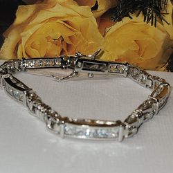 #2416, 925 STERLING SILVER BRACELET, 15 grs CUBIC ZIRCONIA, 7.5"IN 