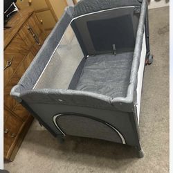Playpen (Pack N Play)