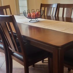 Formal Dining Room Tables With 6 Chairs, Solid Wood, Like New