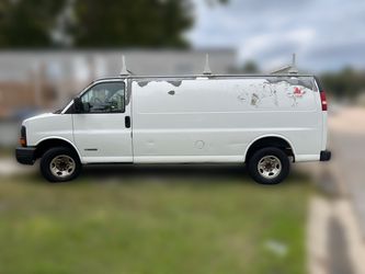 2004 Chevrolet Express 2500