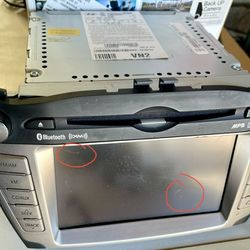 Hyundai OEM CD nav radio 96560