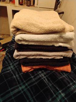 Six Large Bath Towels (A Variety Of Colors).