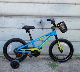SPECIALIZED HOTROCK BIKE