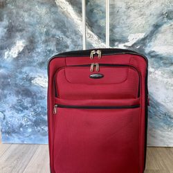 Beautiful Samsonite Large Luggage 
