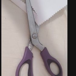 Scissors 
