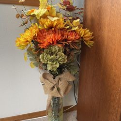 Beautiful Fall Flower Arrangement Decorations With Vase