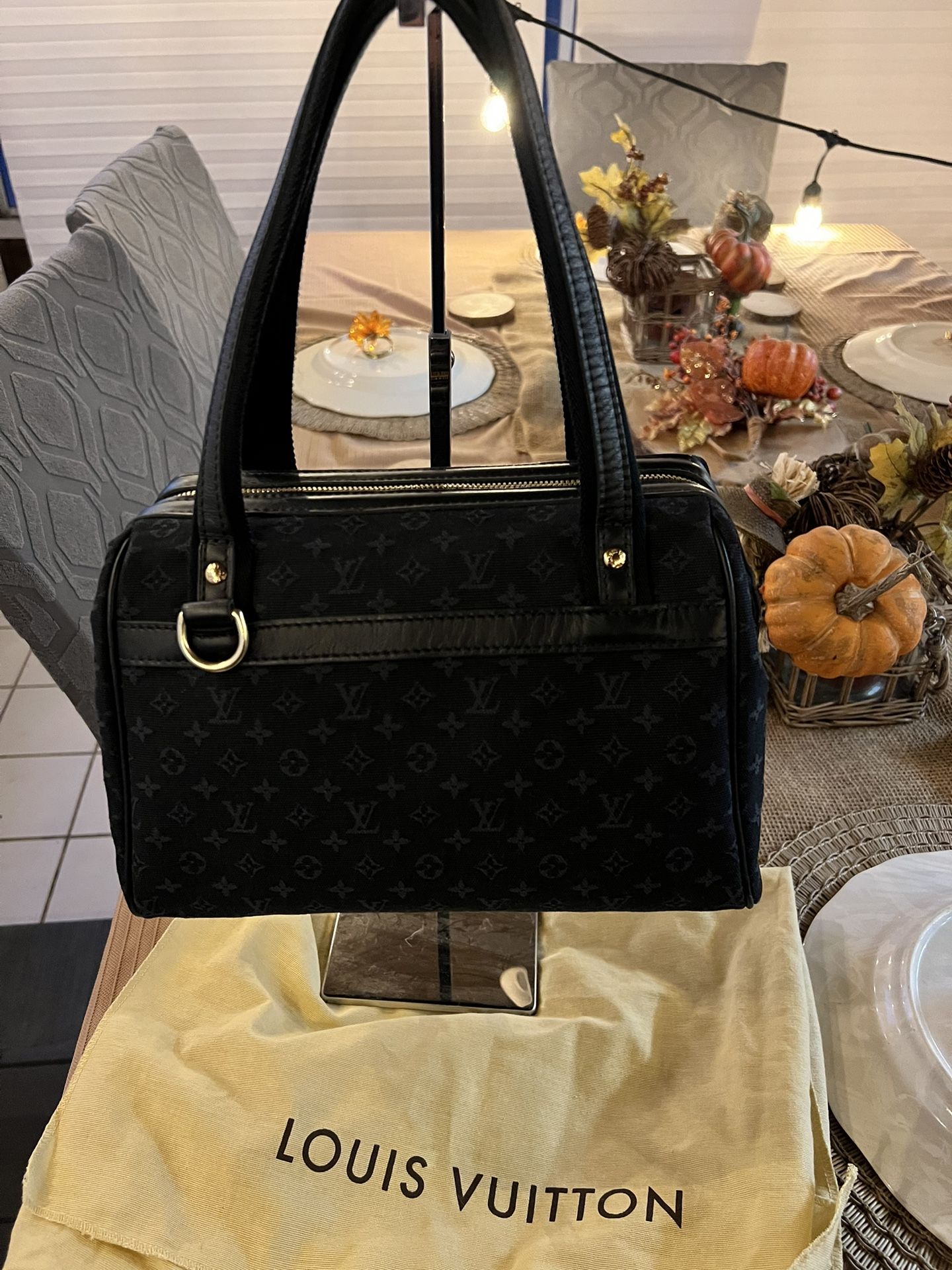 Louis Vuitton Handbag