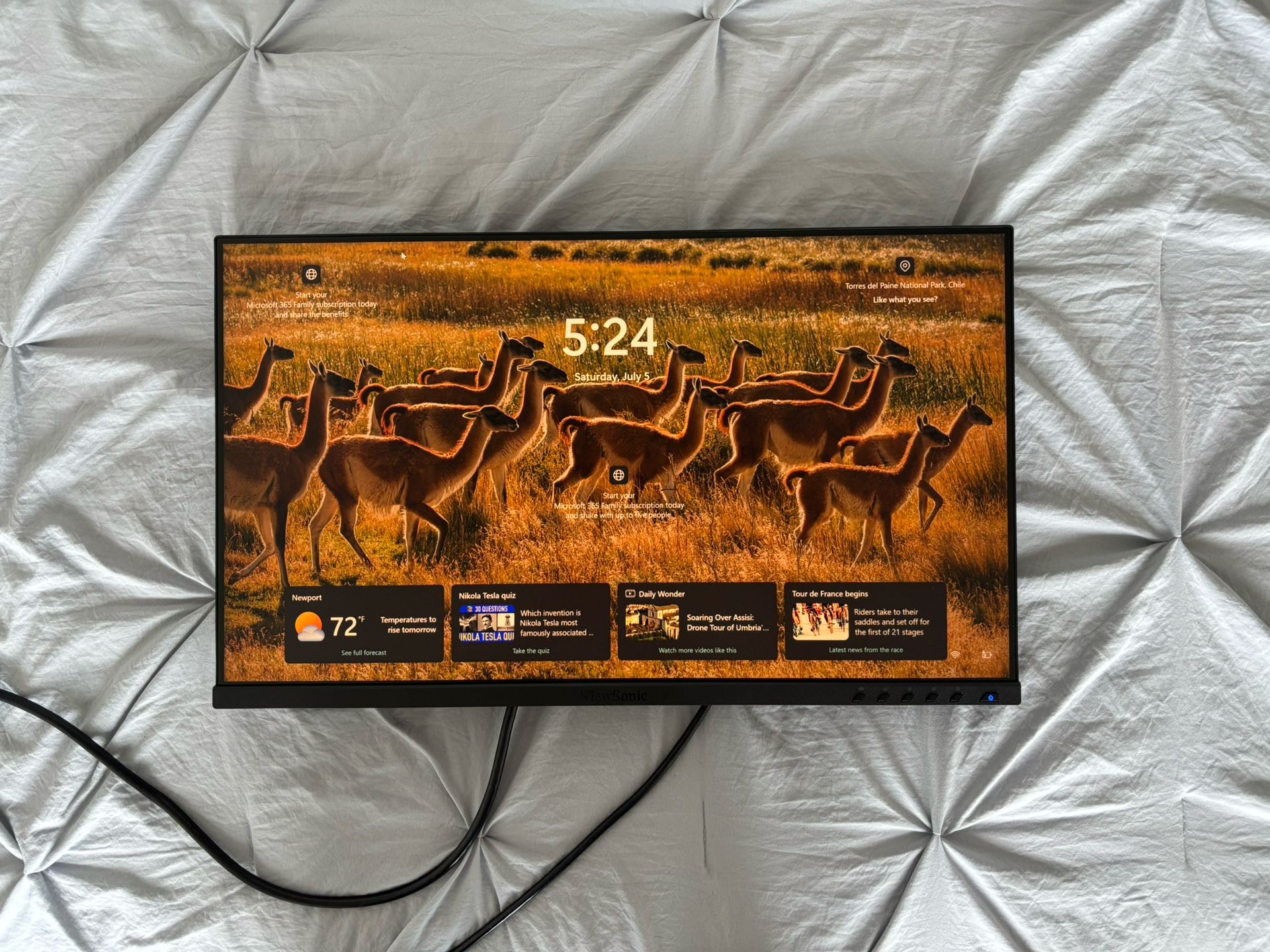ViewSonic 2k 24” Monitor (NO STAND INCLUDED)