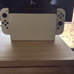 Used Nintendo Switch OLED