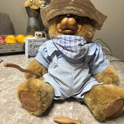 Tom Sawyer Wood Bear 