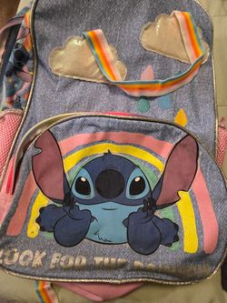Stitch 🎒