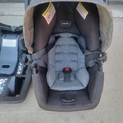 Evenflo Pivot Baby/ Infant Car Seat 
