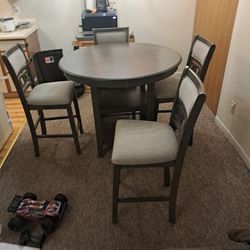 Dining Table And Chairs Asking 325 Or Best Offer