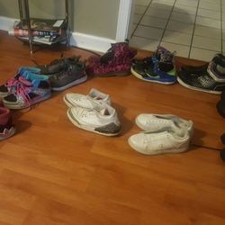 Girls used shoes (accepting trades) NOT FREE!