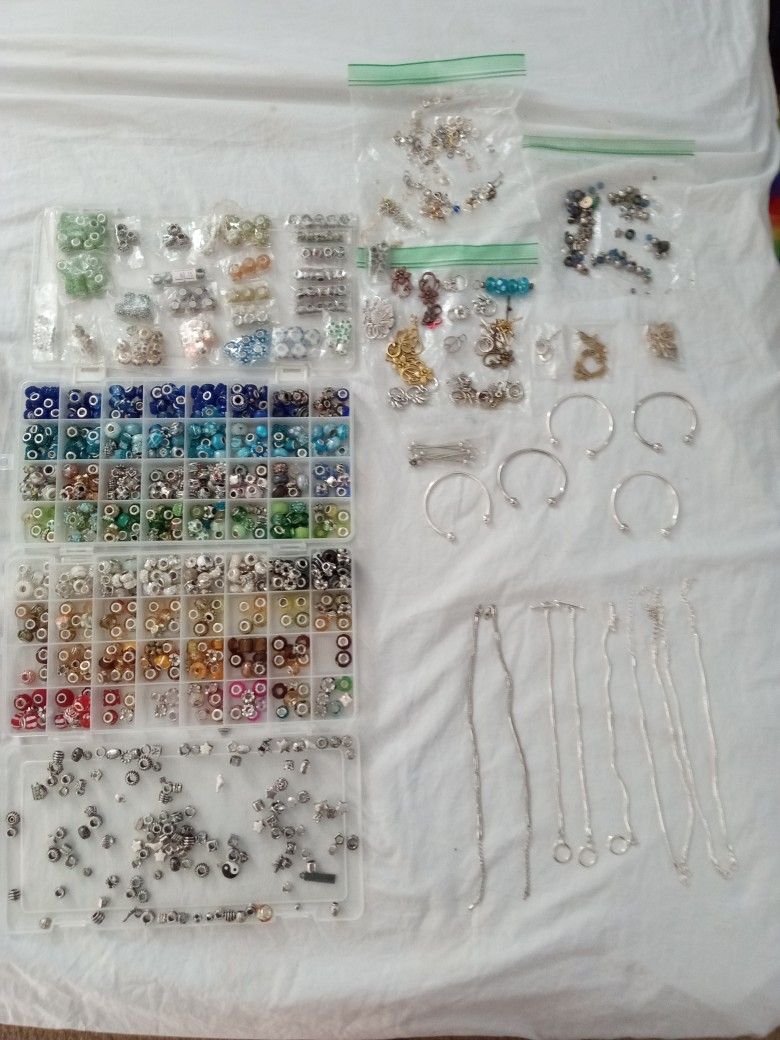 Beads and more for Sale in Chula Vista, CA OfferUp