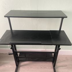 Adjustable Computer Desk 