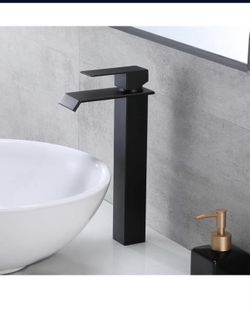 Black Bathroom Sink Faucet, Matte Gold And black And Nickel F16B $40