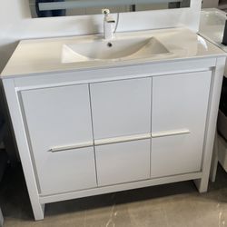 Bathroom Vanity 40”