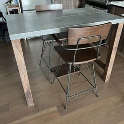 High Top Bar And X 2 stools 