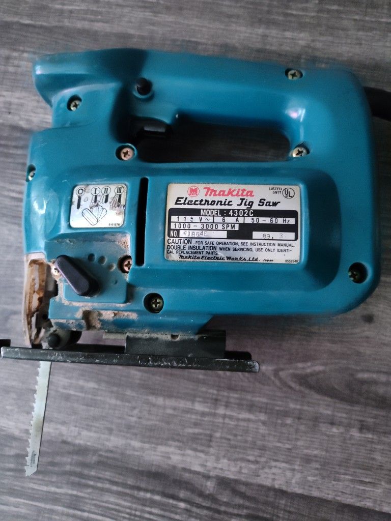 Makita Electric Jig Saw Model 4302C