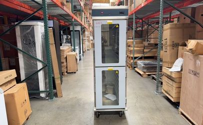 Clearance Insulated Heated Holding Proofing Cabinet 104649L0428
