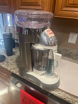 Margaritaville Bali Frozen Drink Machine