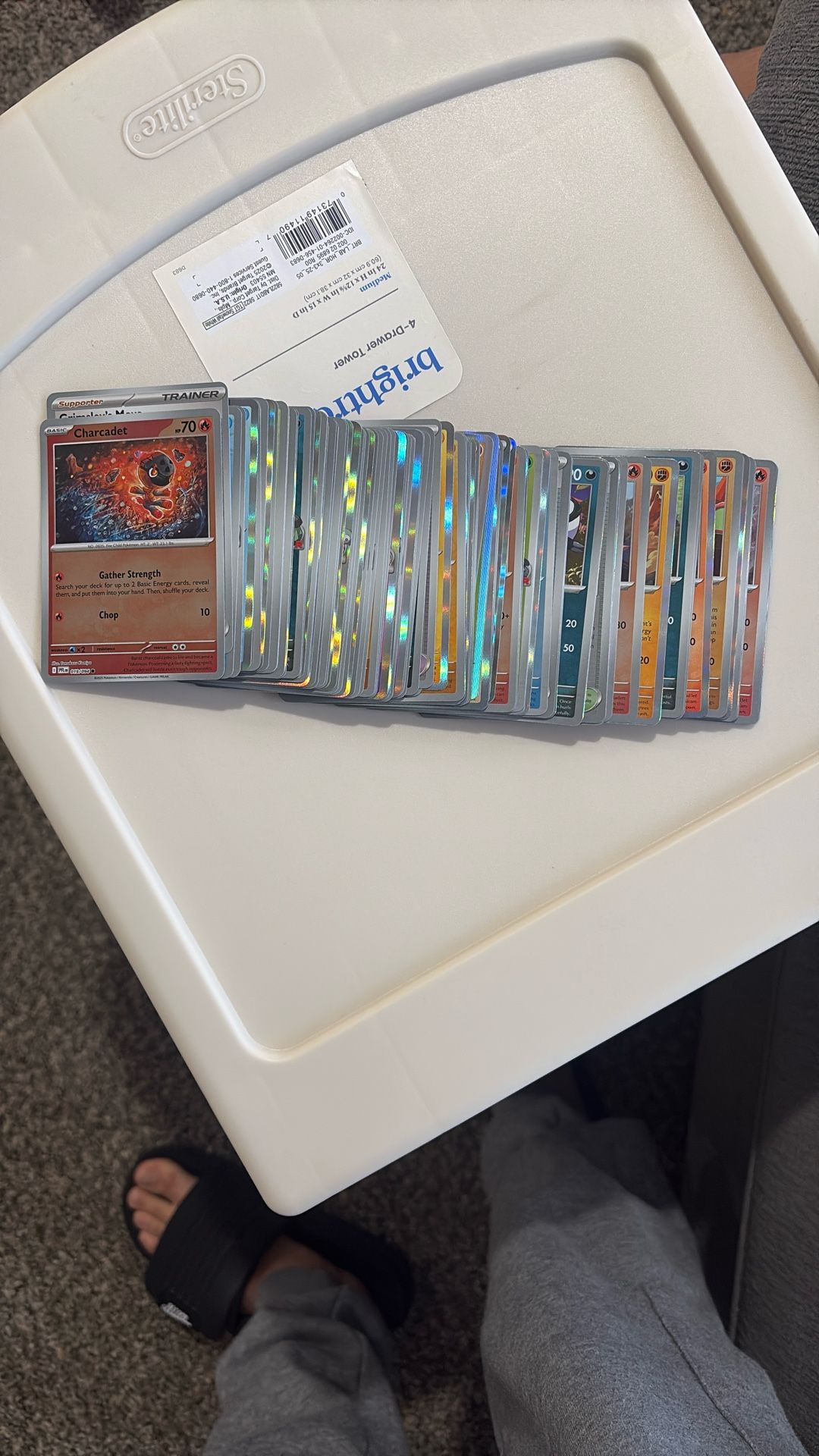 100 Random Shiny Pokemon Cards, Energies And Trainers.