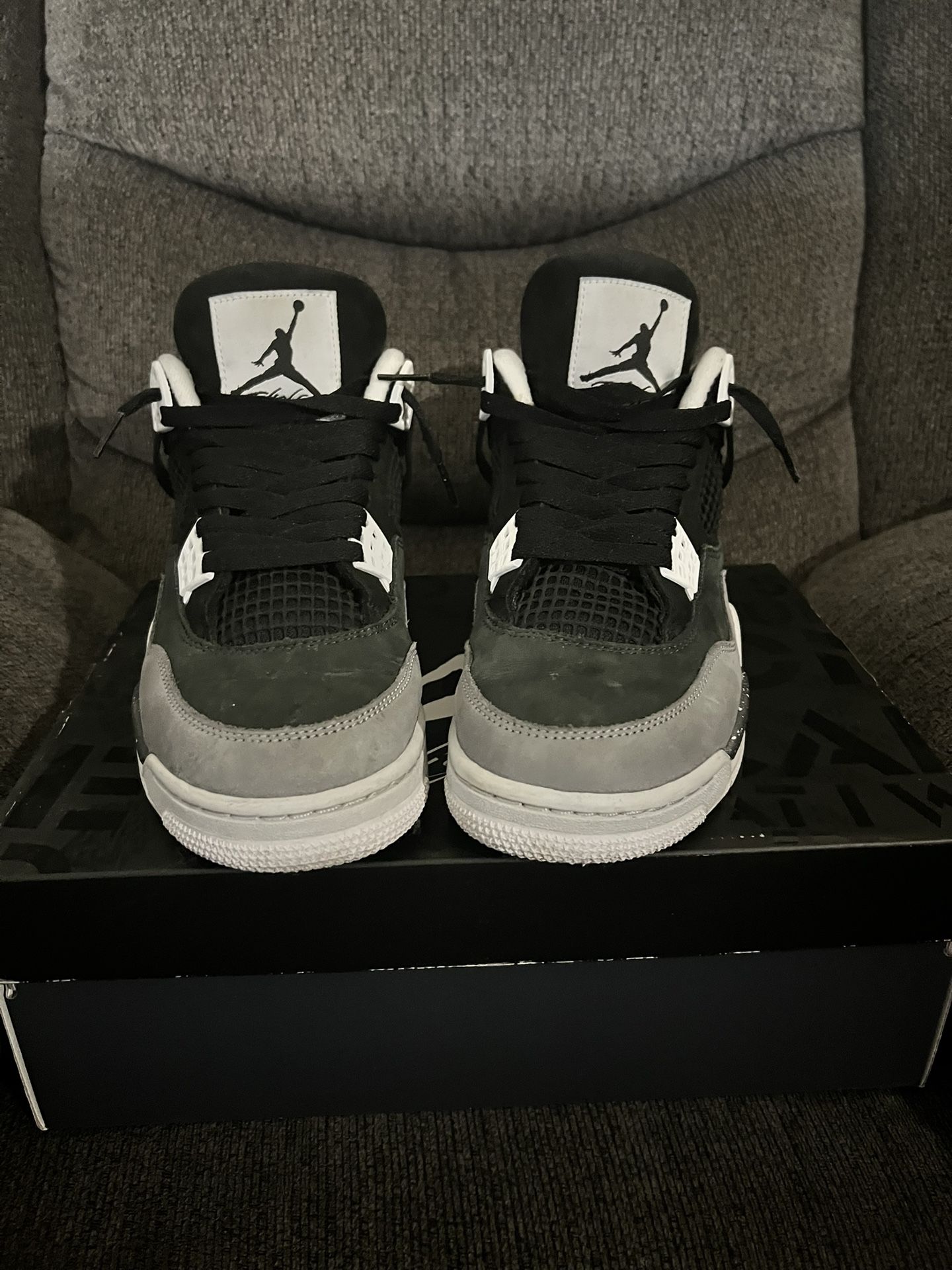 Jordans 4 retro FEAR