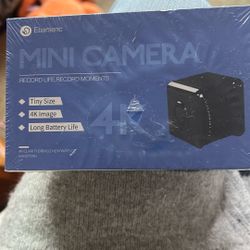 Mini Camera, Tiny Size 4 Gb Image Long Battery Life