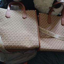 New Micheal Kors Handbags W/ Tags