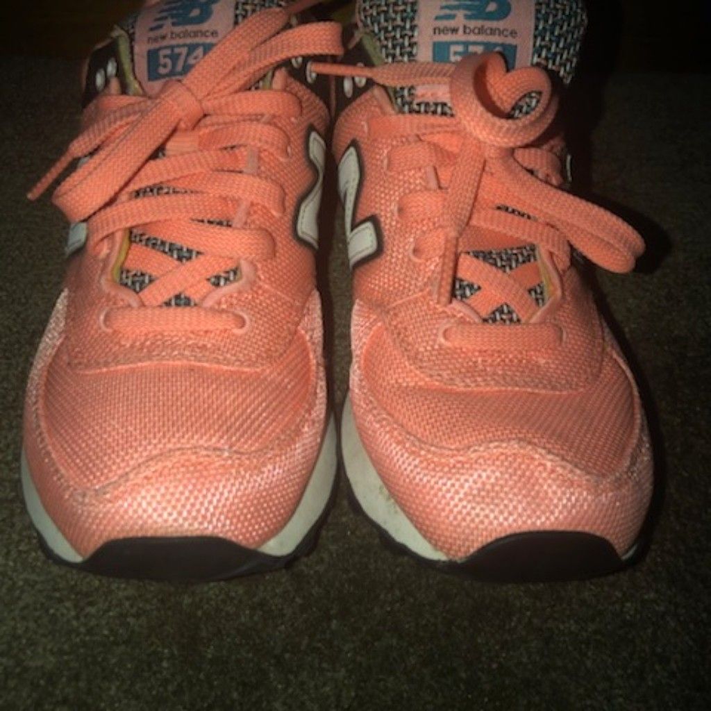 Melon colored Girls New Balance