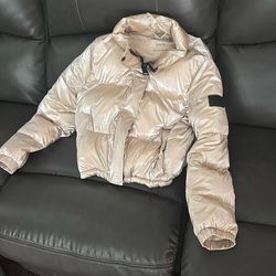 Calvin Klein Women’s Puffer jacket Size M