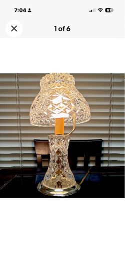 Vintage Crystal Cut Glass Boudoir Table Lamp - European Collection, Mid-Century Hollywood Regency Accent Lamp (Tested & Working)