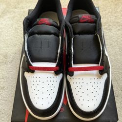 Jordan 1 Black Toe Lows