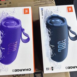 JBL charge6 speaker 