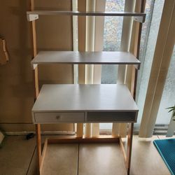 Ladder Shelf With Desk