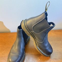 Dr. Martens Leather Chelsea Boots 2976 SR Men’s Size 9 EU 42 Wintergrip Safety