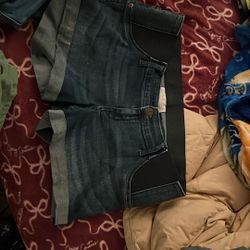 Isabel Maternity Midi Shorts Short Midi