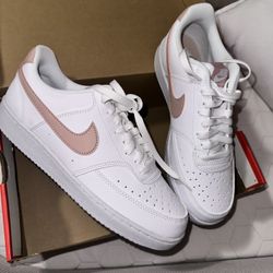 Nike Women’s