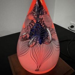 Vintage Signed Adam Jablonski Lead Crystal Paperweight Poland lights up teardrop