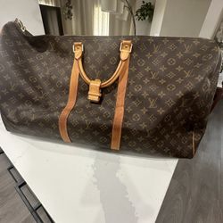 Perfect Gift For Yourself !!!Authentic Louis Vuitton Monogram Bandolier 60