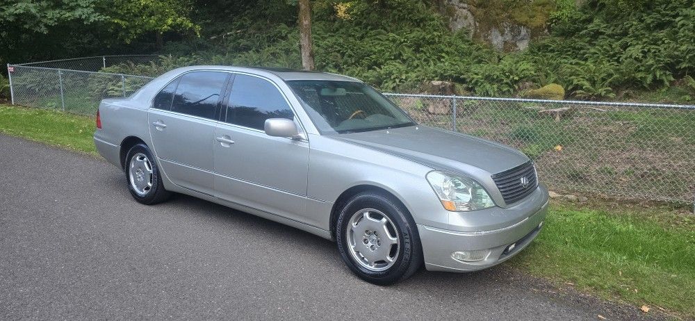 2002 Lexus LS 430