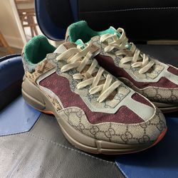 Gucci Shoes 